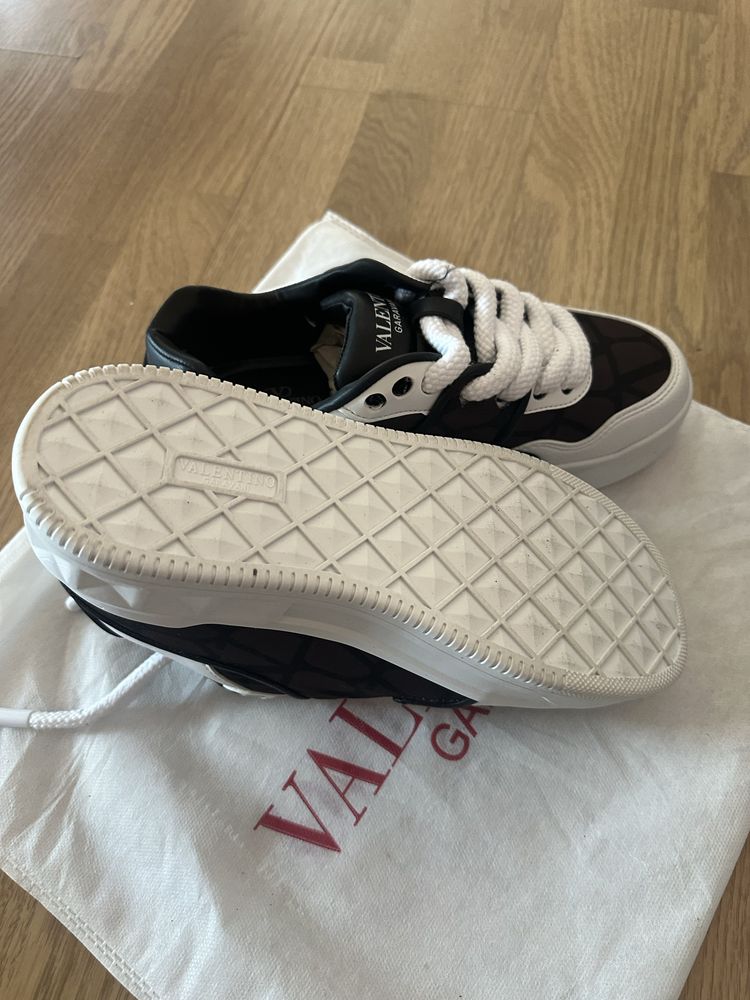 Кецове-“Valentino”