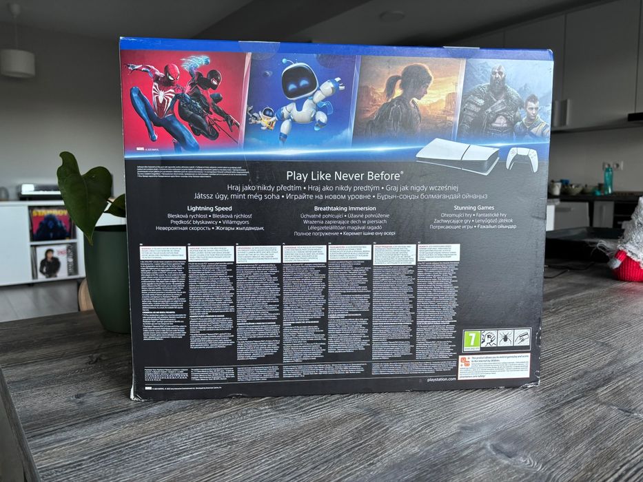 PlayStation 5 Digital Edition sigilat, cu garanție 24 de luni