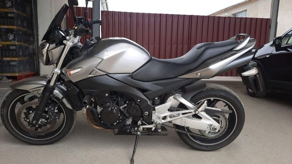 Suzuki GSR600 ABS