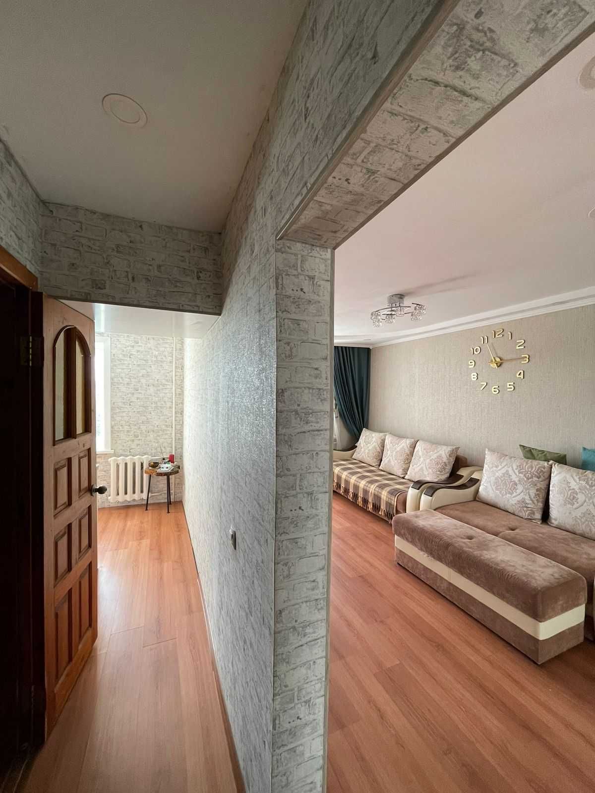 Продам 1 комнатную квартиру в центре