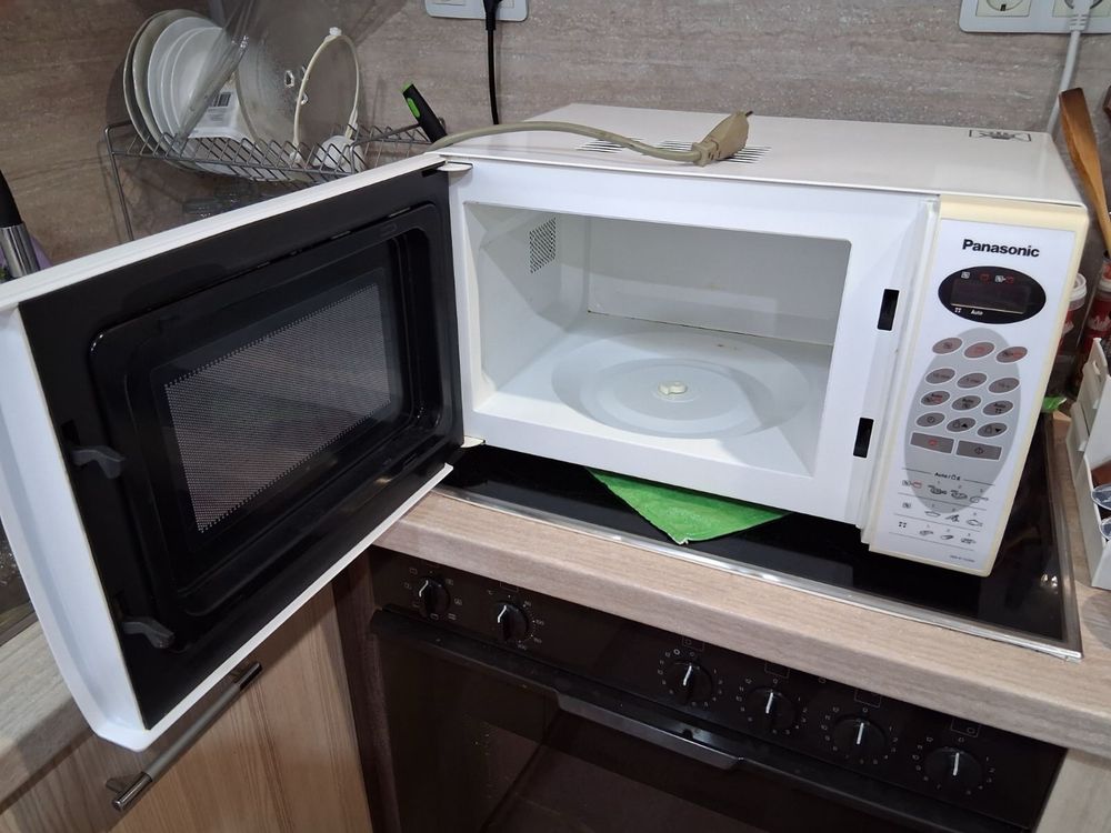 Микровълнова фурна Panasonic