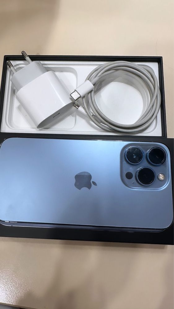 Iphone 13 pro 128 GB Sierra Blue