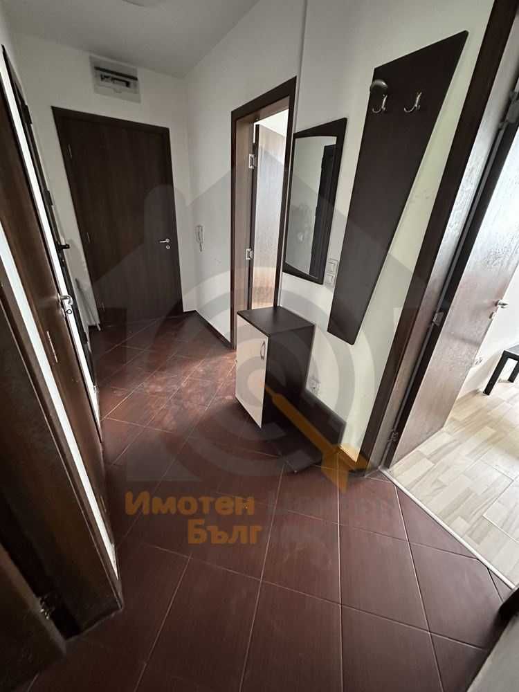 Тристаен апартамент в кв.Витоша