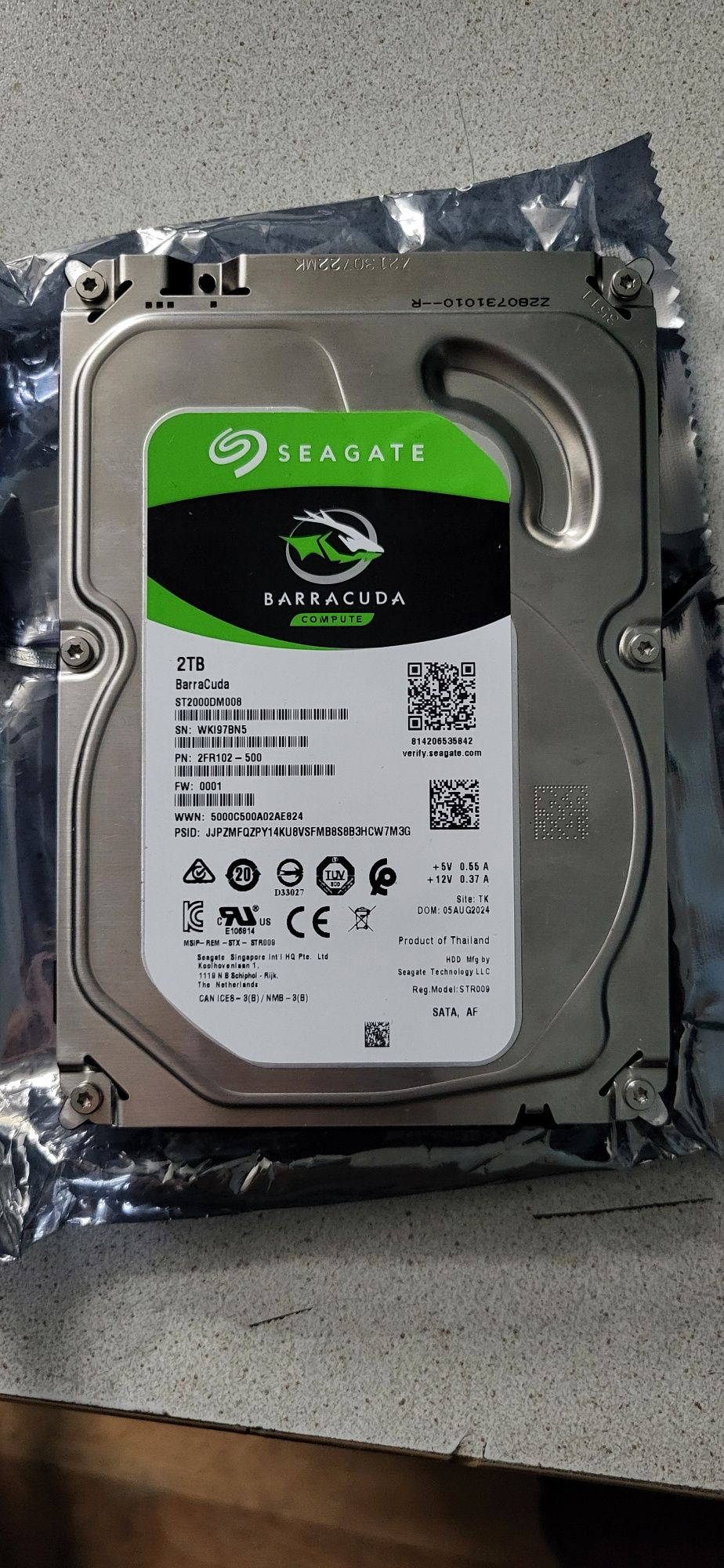 Продам новый жёсткий диск 2ТБ