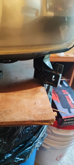 Фарове за Опел Зафира б