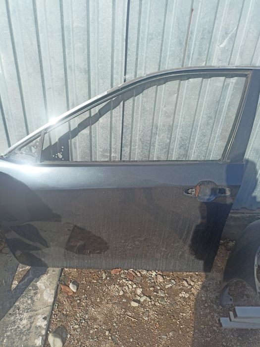 Продам дверь камри 50