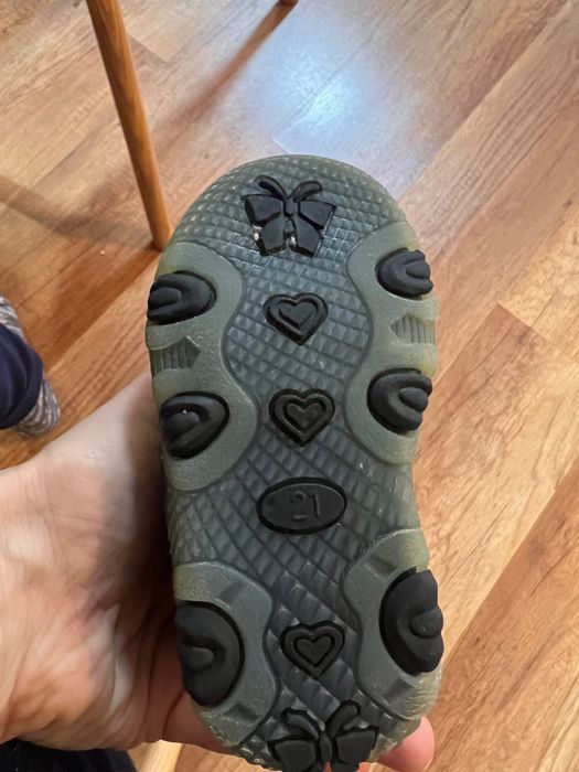 Бебешки обувчици