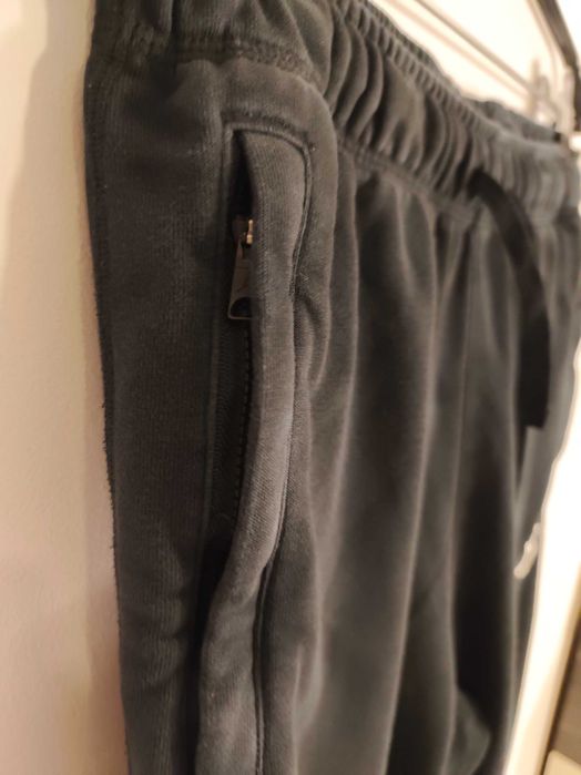 Спортен панталон Jordan