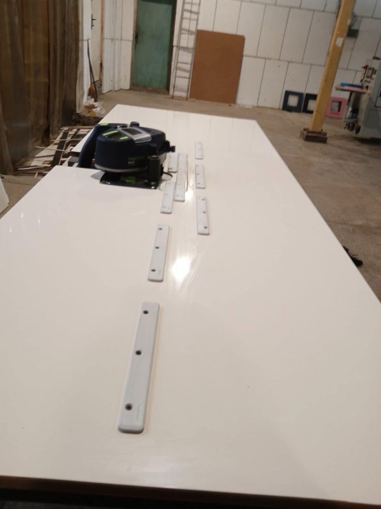 Кантираща машина FESTOOL CONTURO KA 65 Plus, комплект с маса и 4 лепил