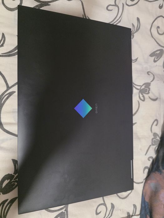 Hp omen 17-ck i9 13900HX 2tb 32gb rtx4090