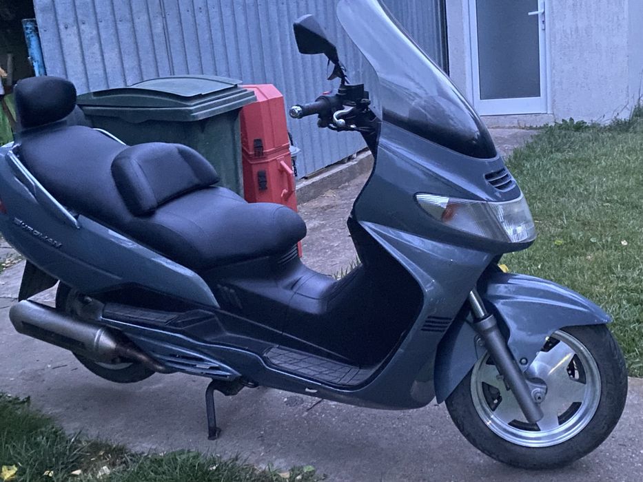 Suzuki Burgman 250