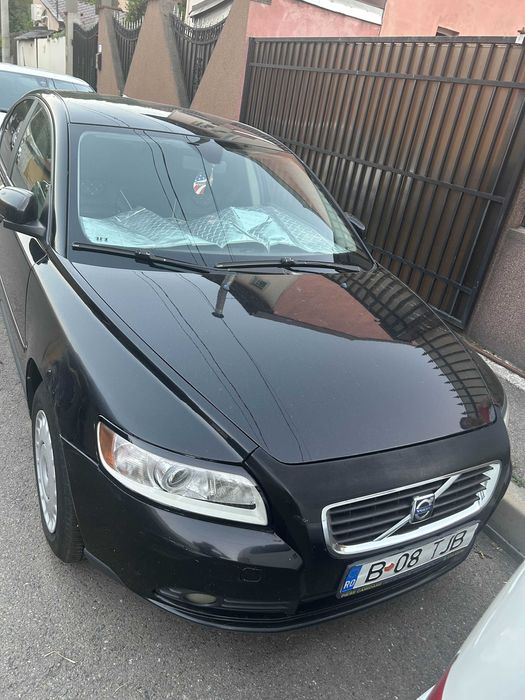 volvos40 2009, ITP valabil pana in 2026 luna a 7 a, asigurare dec 2025