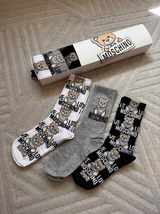 Ароматизирани чорапи в кутия.