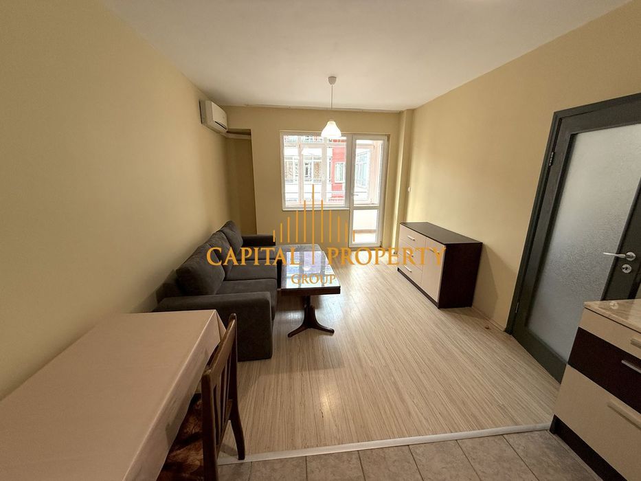 Дава се под наем Двустаен апартамент в Варна, Лятно кино Тракия - 65 кв.м за 560 € - Снимка #1