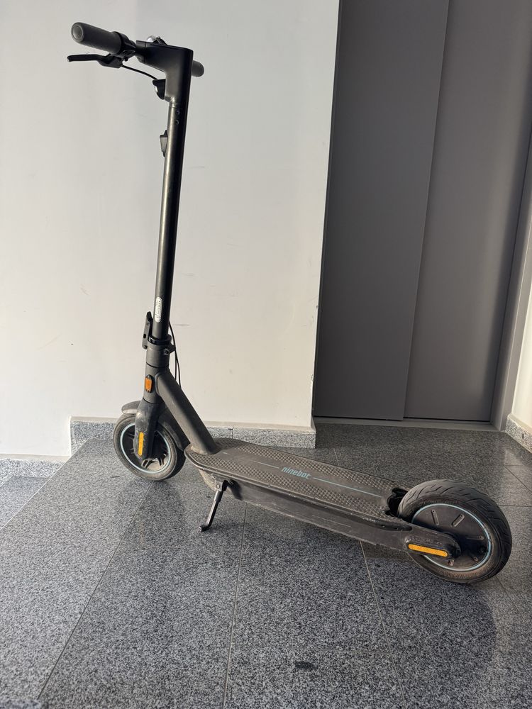 Тротинетка  ninebot g30 max