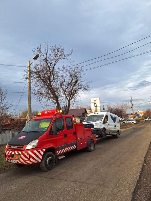 Tractari auto   autoutilitare dube xxl  utilaje Focșani Vrancea e 85