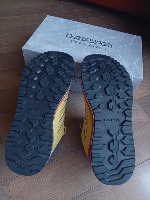 Lowa Axos gtx lo 43 1/2