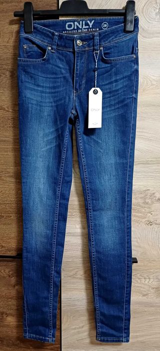 Дамски дънки на Only