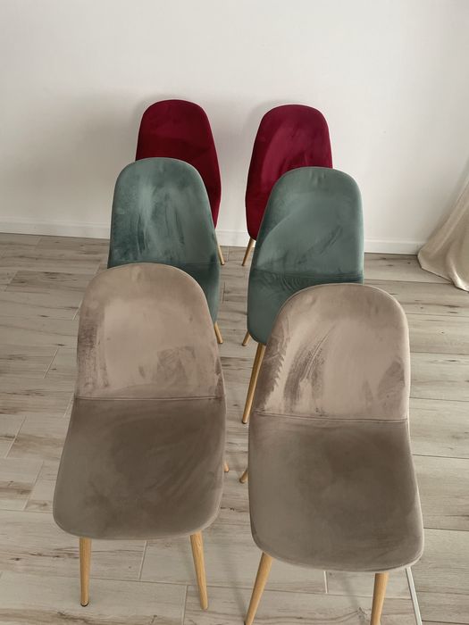 Se vinde set 6 scaune living/bucatarie