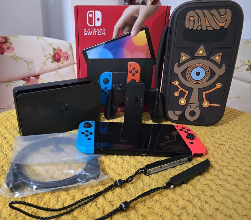 Vand Nintendo Switch OLED.