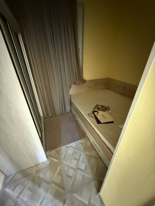 Продам квартиру на кадышева ориентир конечка !