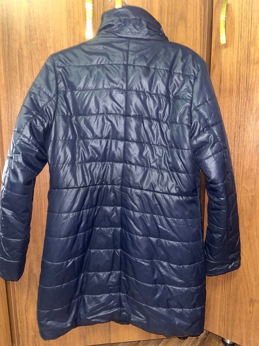 Продам осеннюю куртку