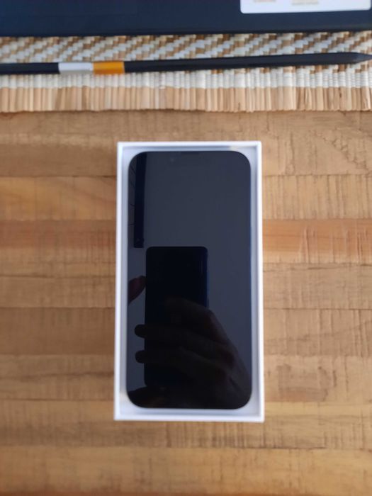 iPhone 16e 128GB, nou, garantie 12 luni