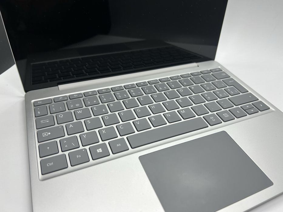 Microsoft Surface Laptop GO - i5 - 256Gb - 8Gb Ram + Garantie