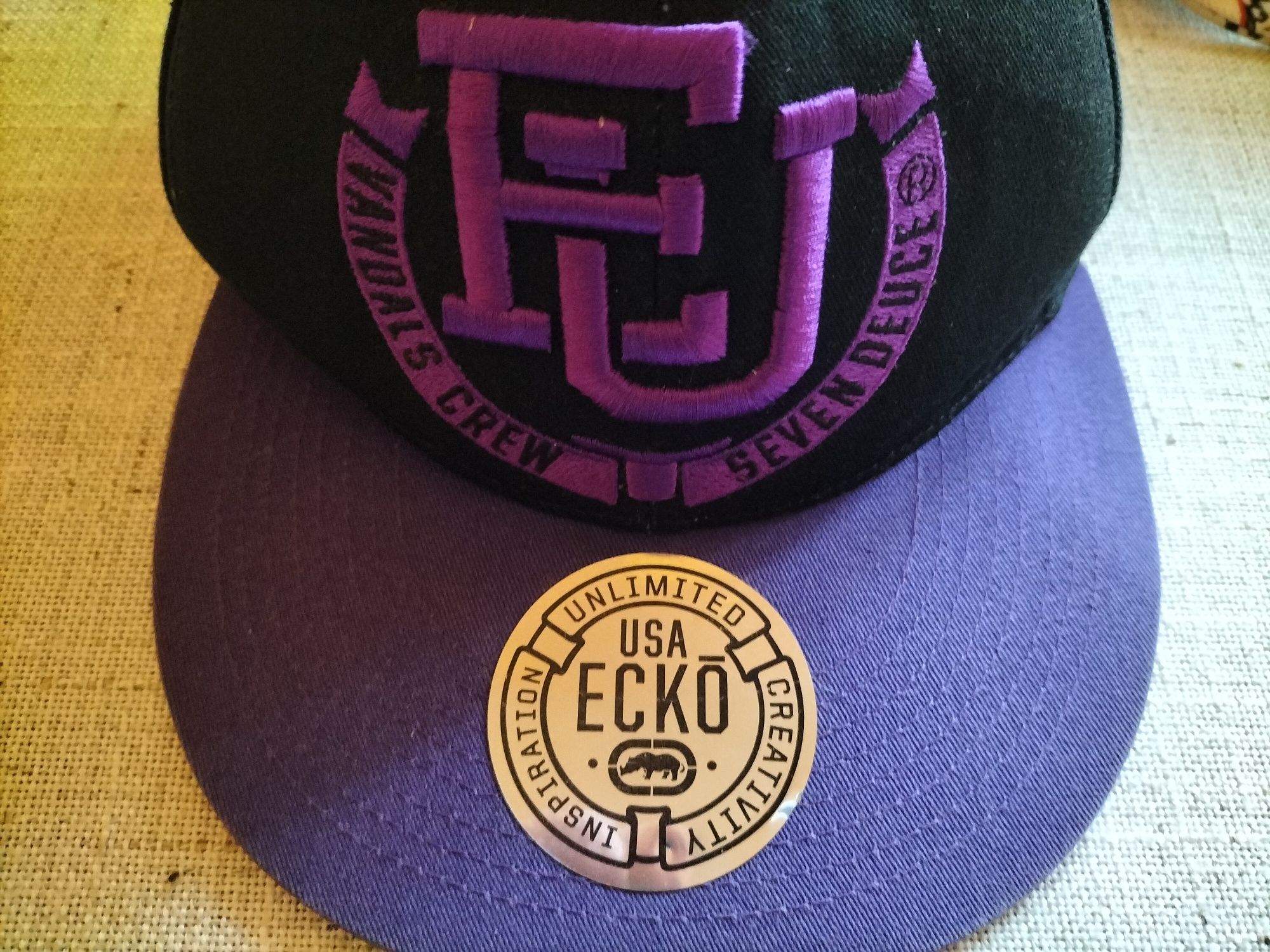 Sepci & fullcap Ecko, Chicago Bulls, Raiders ( hip hop new era Nba)