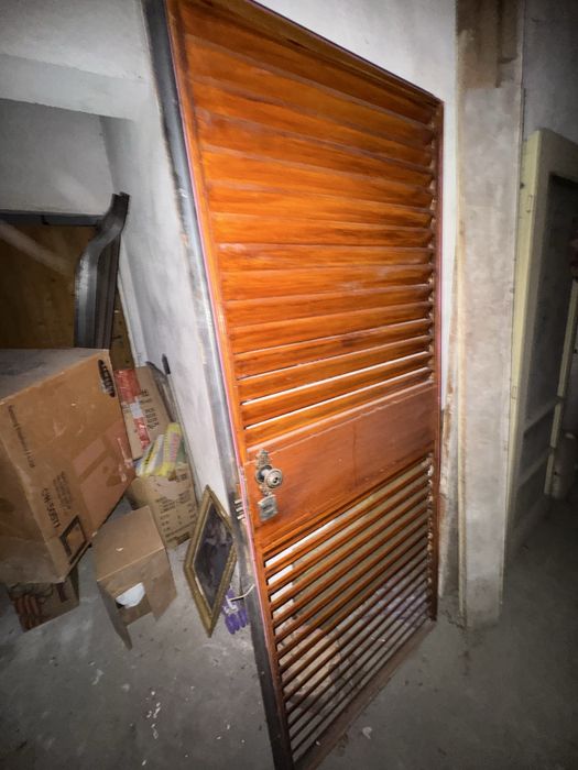 Метална врата  стандартна