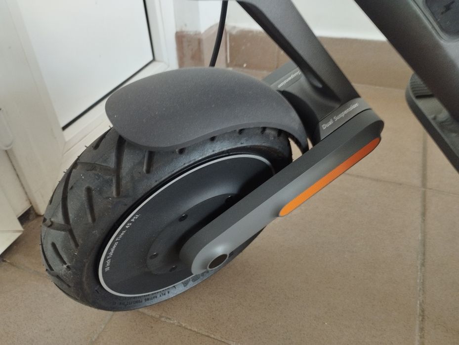 (SCHIMB)Trotineta Xiaomi 4 ultra k noua