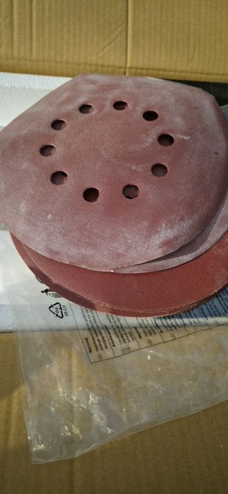 Продавам жираф за шкурене на шпакловка