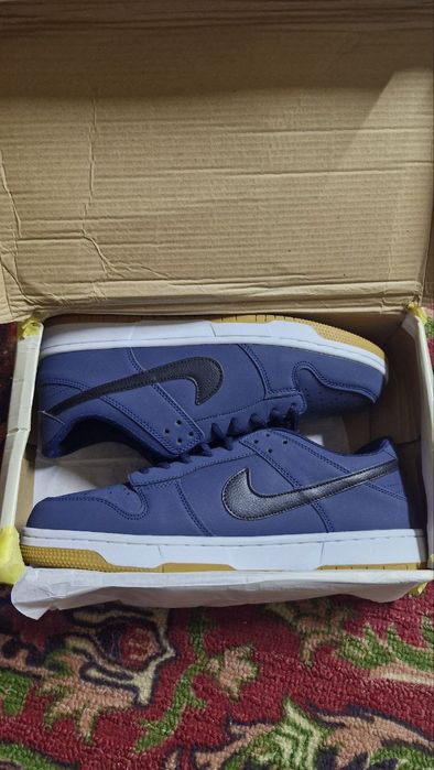 Nike krasovka xitoydan zakaz qilingan