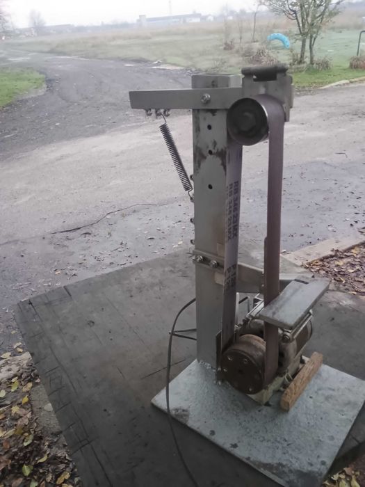 Лентов шлайф. Гриндер