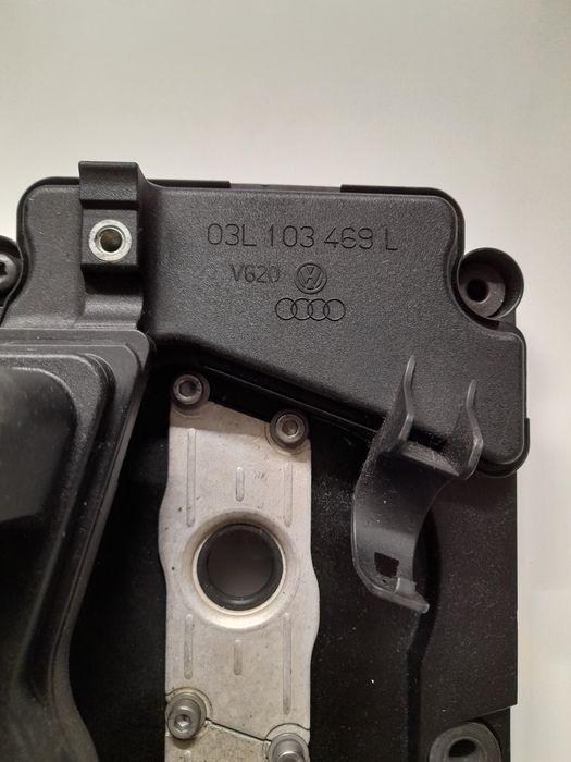 Capac culbutori Q5 2009-2015