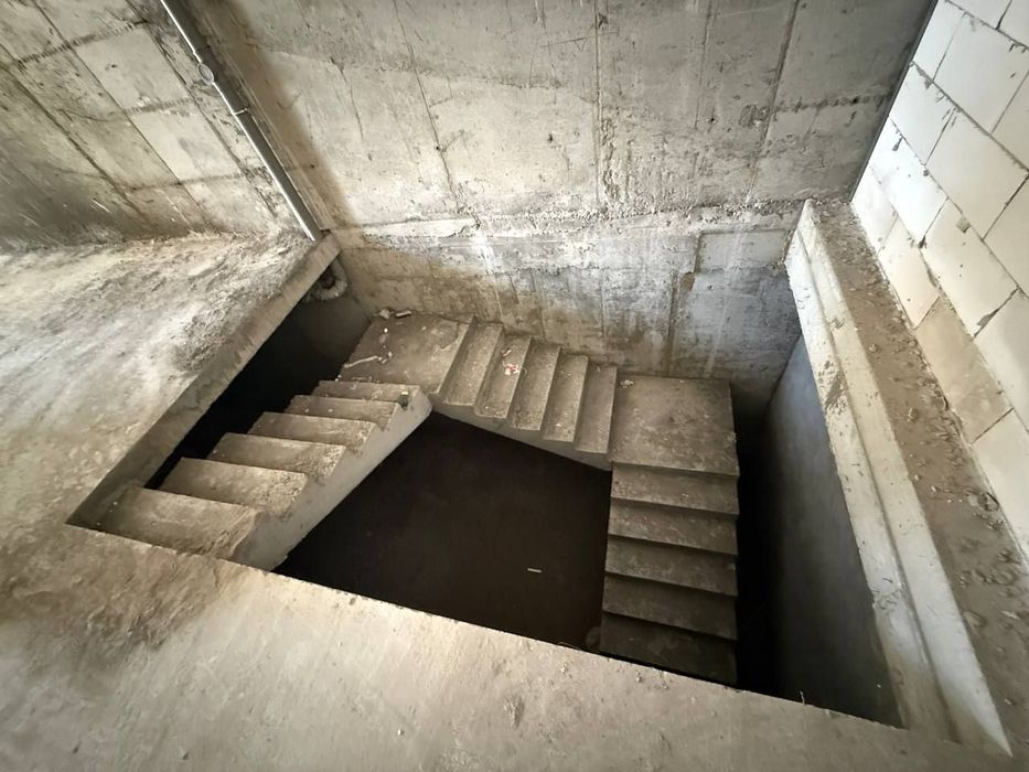 Аренда помещения в Mirabad Avenue