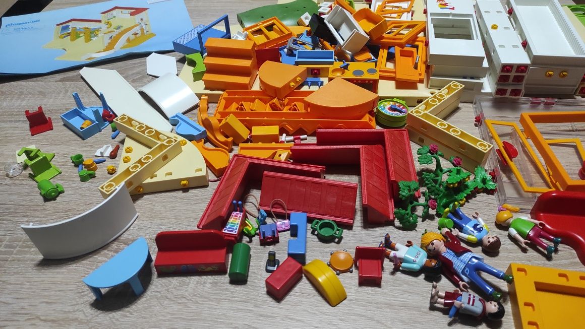 Lego Playmobil City life - Creșă Raza Soarelui 5567, 394 piese