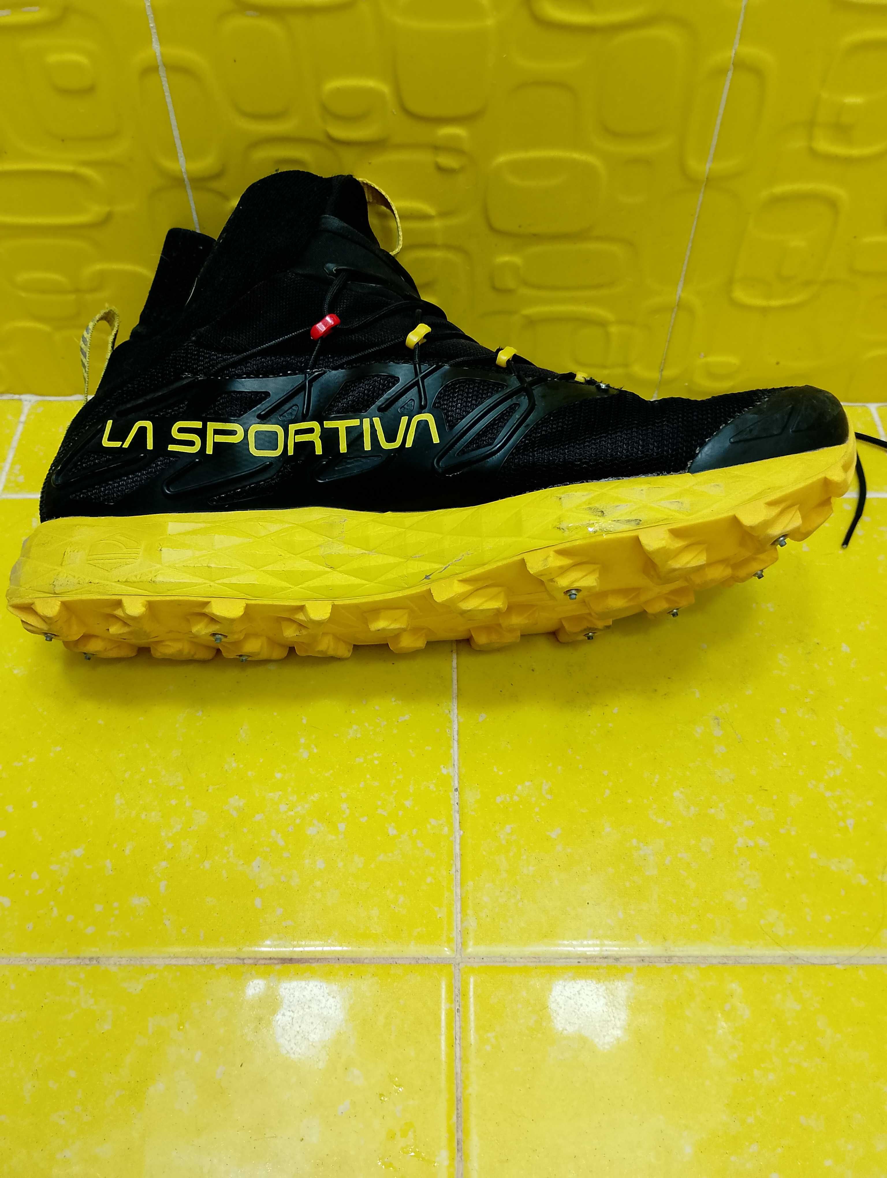 Зимни обувки La Sportiva Blizzard GTX номер 42-43 с шипове за лед