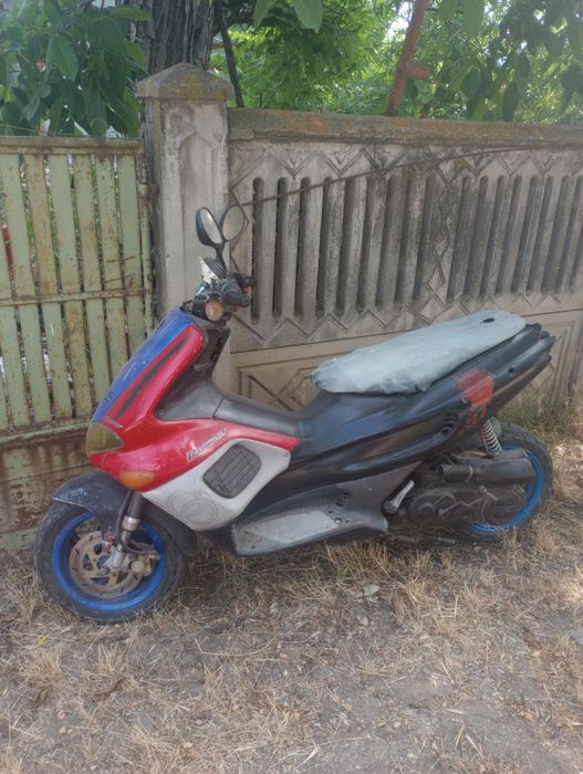 Scuter de vânzare 4t