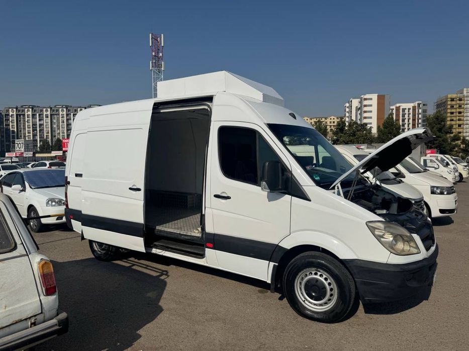 Продаётся Mercedes Sprinter с рефрижератором