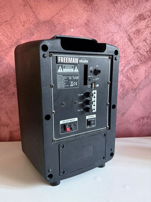 Boxă Portabilă Bluetooth - 250 Lei