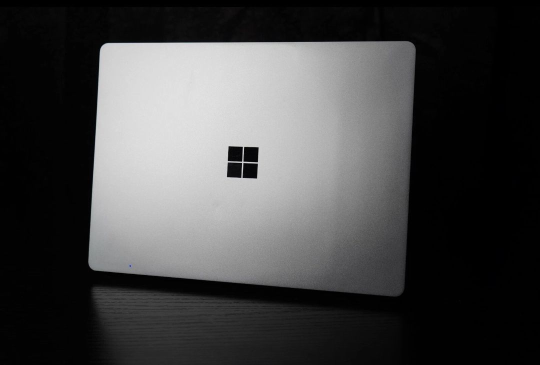 Microsoft Surface Laptop Go 8/256GB