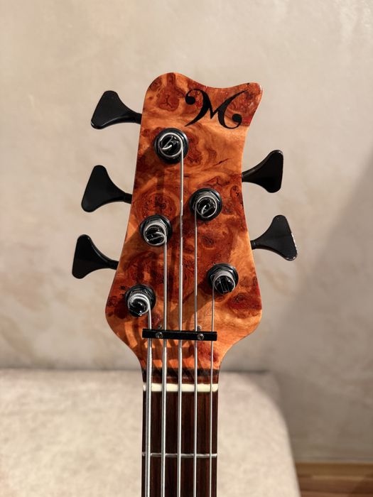 Chitara bass Mirel Voievod 5