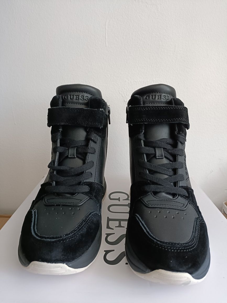 Боти Guess номер 39, 40