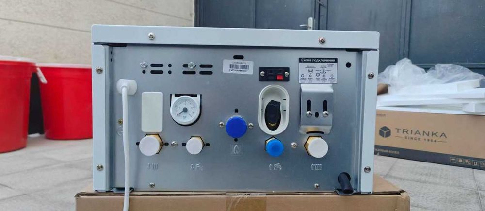 100 двухфункциональных настенных котлов мощностью 20/26 кВт.