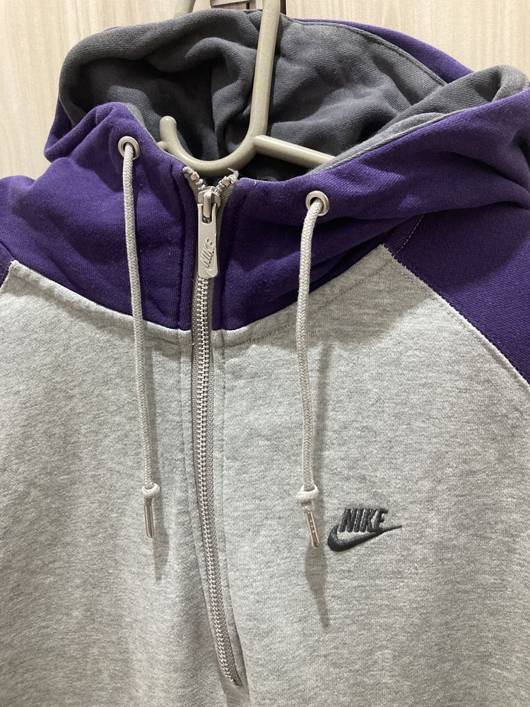 Nike sportswear - Л размер горнише, яке