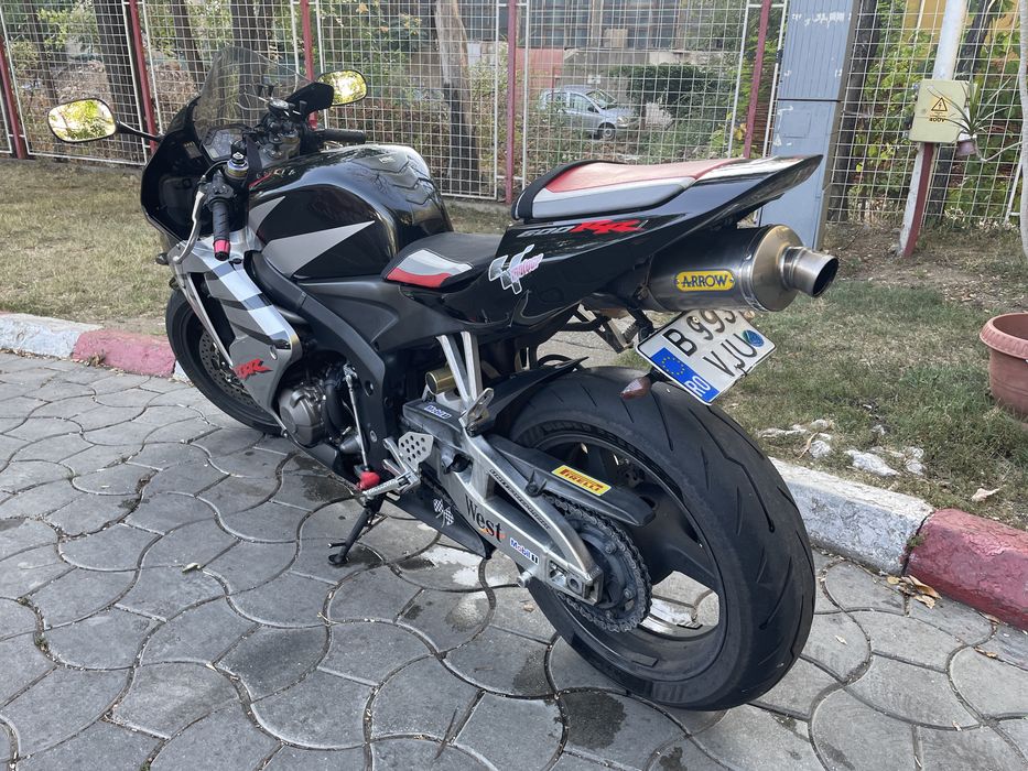 Vand / Schimb Honda CBR 600rr cu R1 BigBang