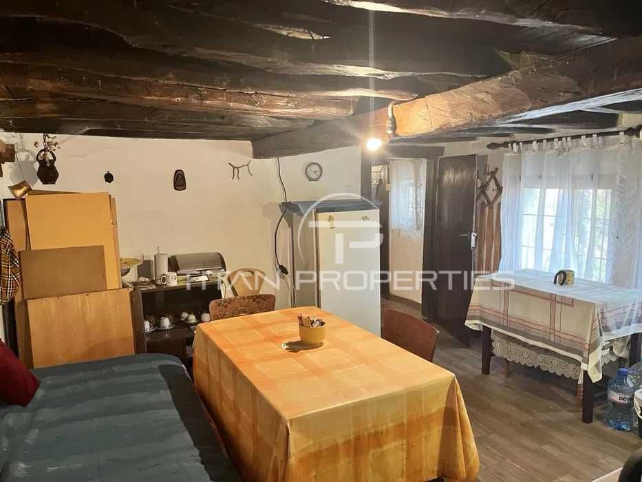 Двуетажна къща в Сърнегор