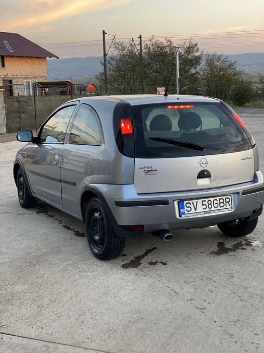 Vand sau schimb opel corsa c 1.3 disel
