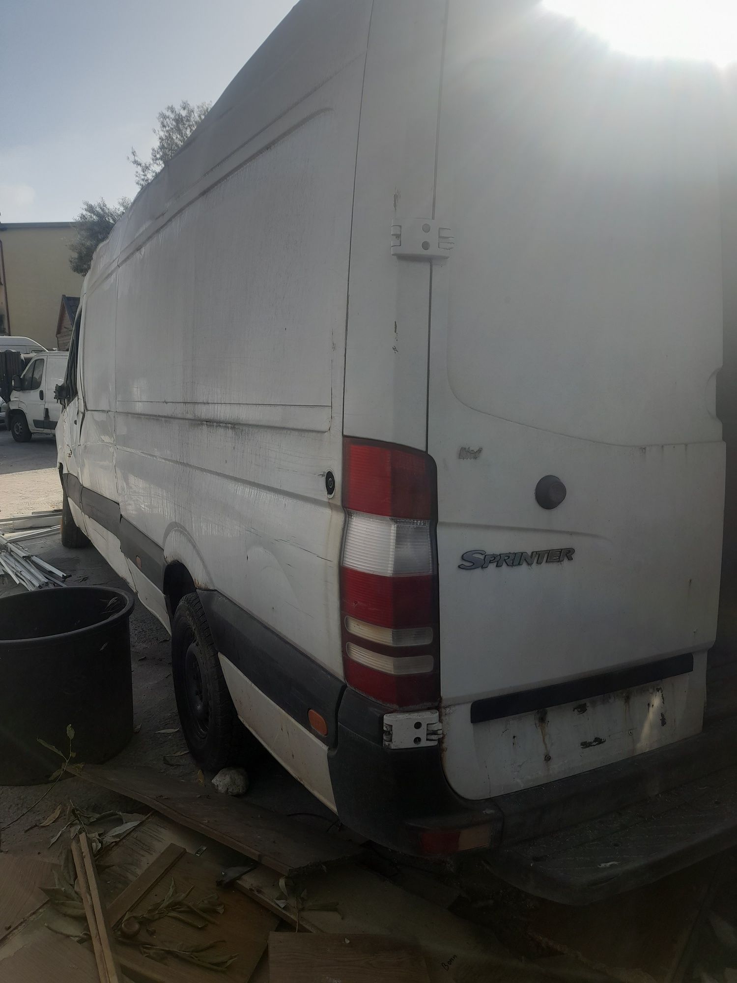 Vând motor  mercedes sprinter 2.2 cdi euro 3 euro 4 euro 5